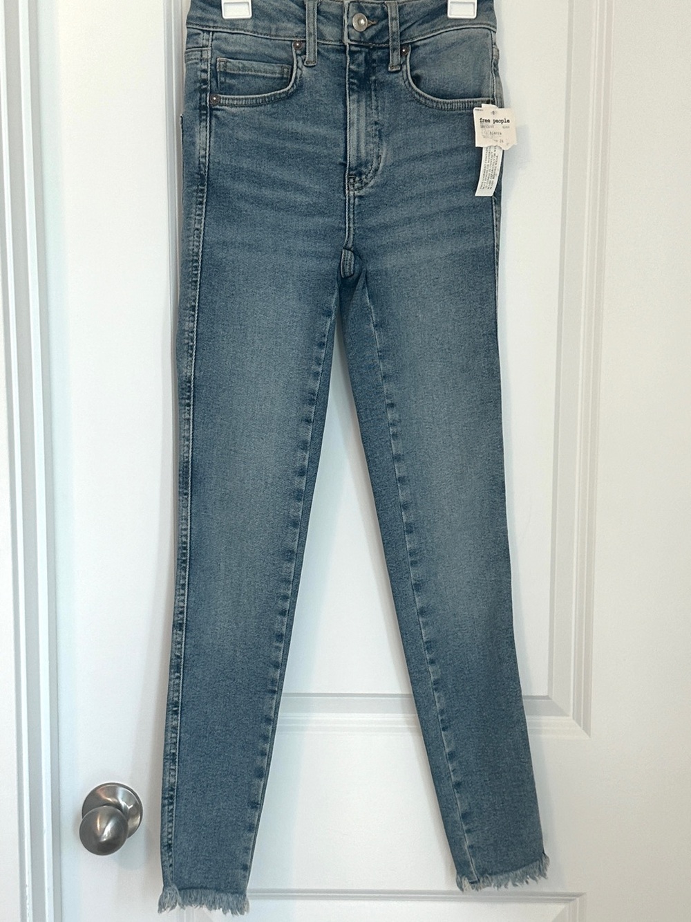 We The Free Skinny Jeans in Light Blue Wash